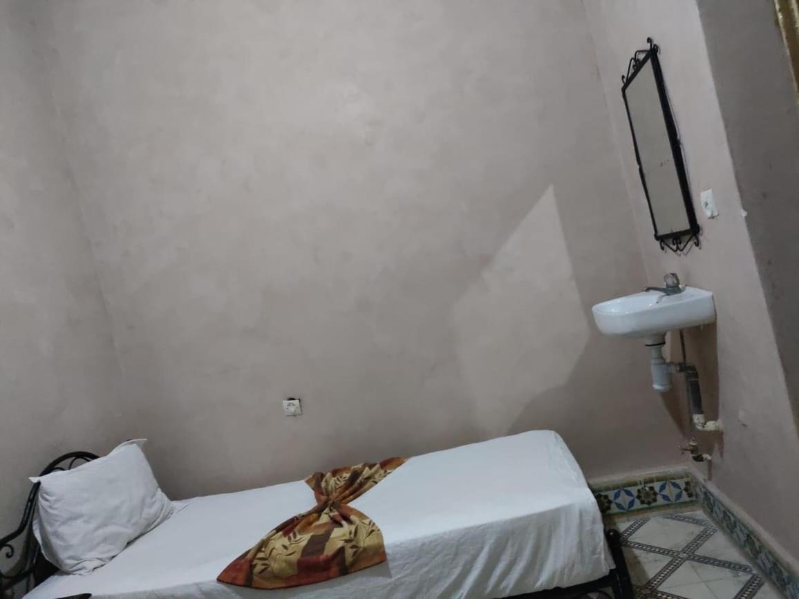 Basic Triple Room